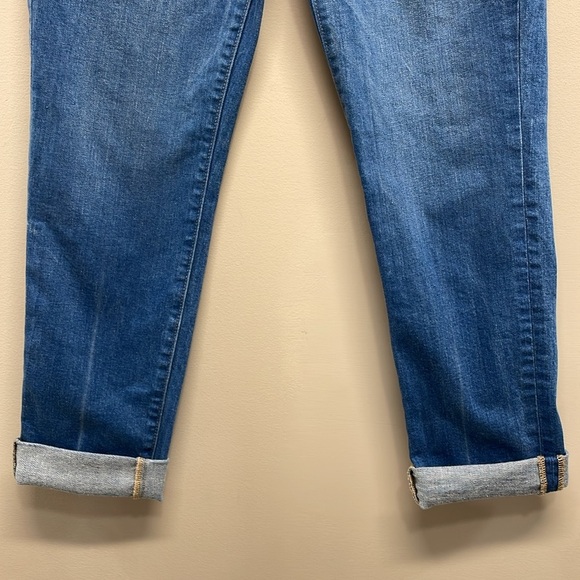 NWOT Loft The Girlfriend Mid Rise Jeans in Original Mid Indigo Wash Denim 26/2 - Picture 3 of 16